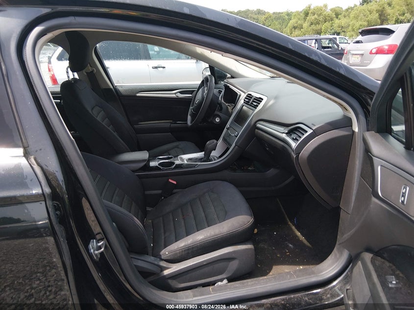 2013 FORD FUSION auction photo 5
