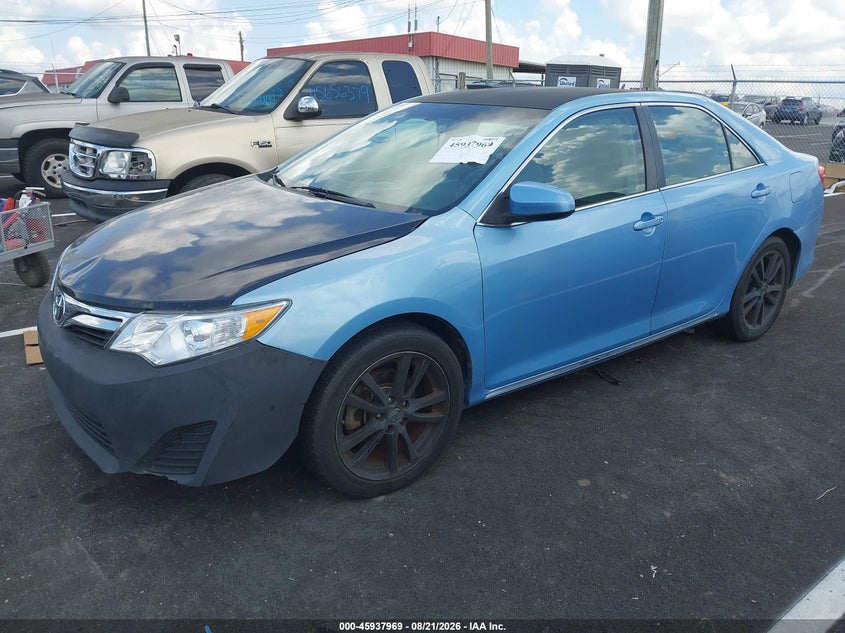 2012 TOYOTA CAMRY auction photo 2