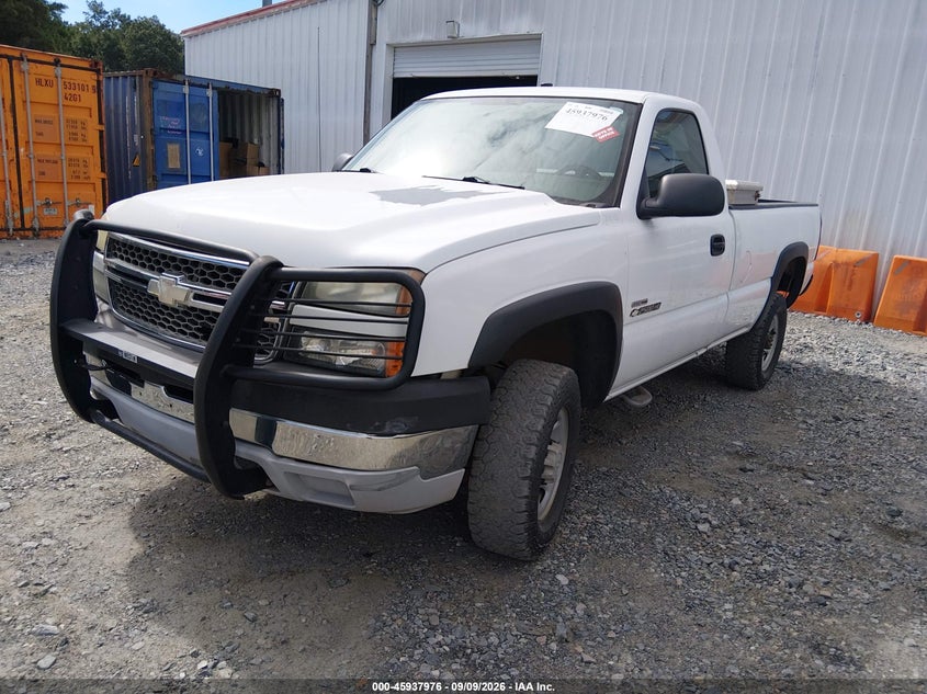 2006 CHEVROLET SILVERADO 2500HD auction photo 2