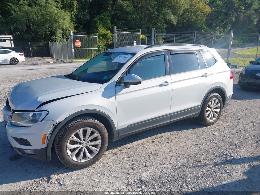 2018 VOLKSWAGEN TIGUAN auction photo 2