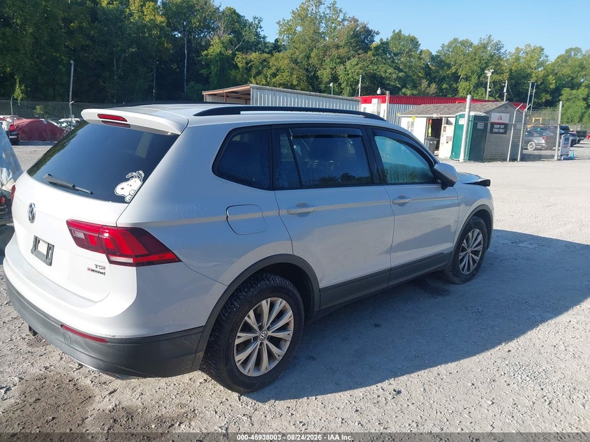 2018 VOLKSWAGEN TIGUAN auction photo 4
