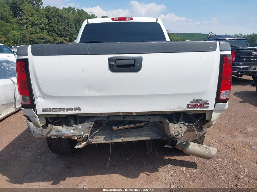 2013 GMC SIERRA 2500HD auction photo 6