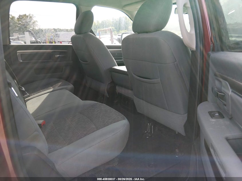 RAM 1500 CLASSIC 2019 VIN 1C6RR7LT0KS708369