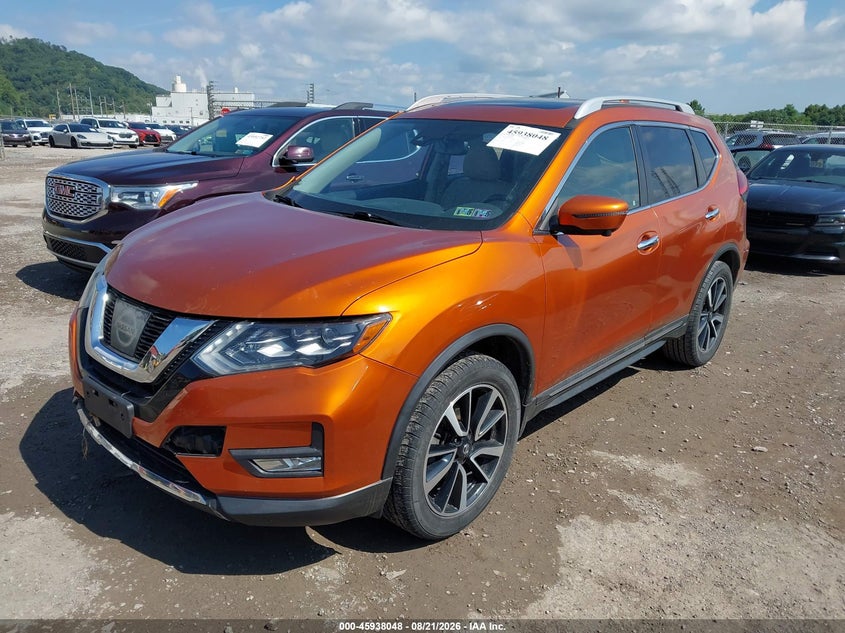 2017 Nissan Rogue, Right Side, IAAI, VIN 5N1AT2MV7HC829358 — photo 2