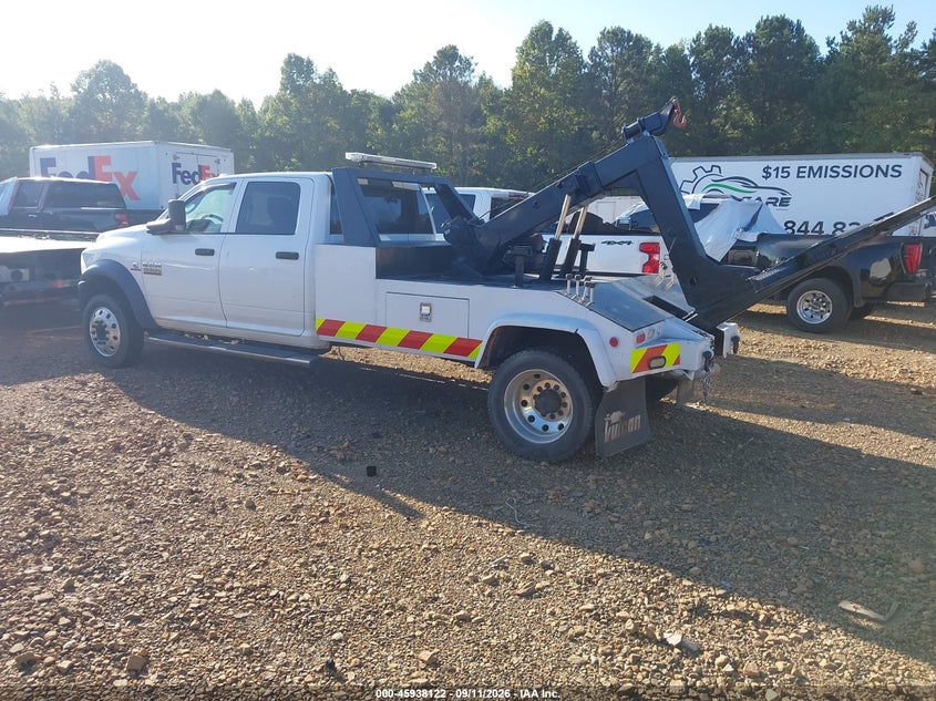 2017 RAM 5500 CHASSIS auction photo 3