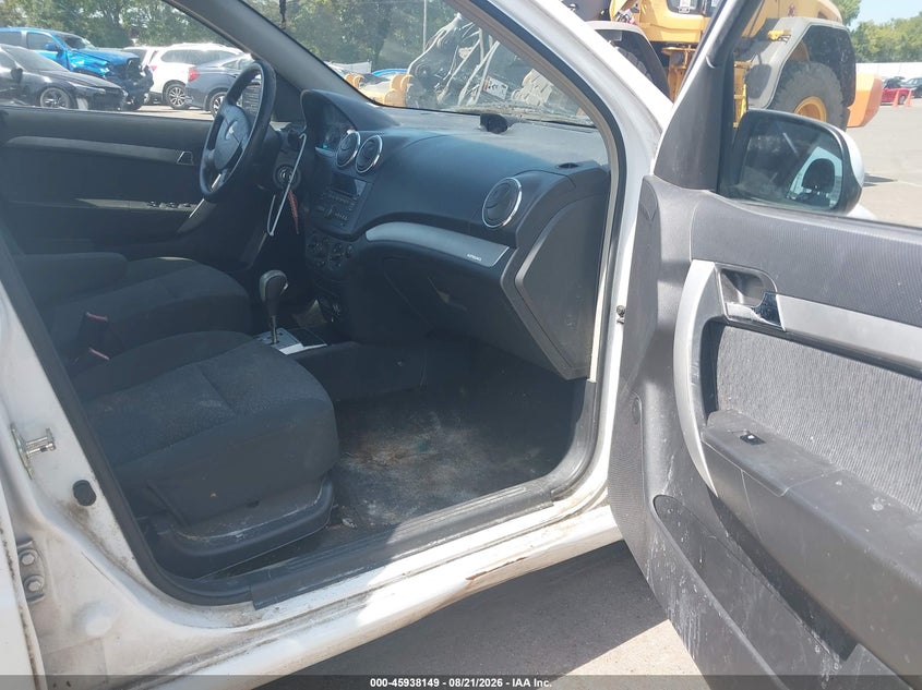 2011 CHEVROLET AVEO auction photo 5