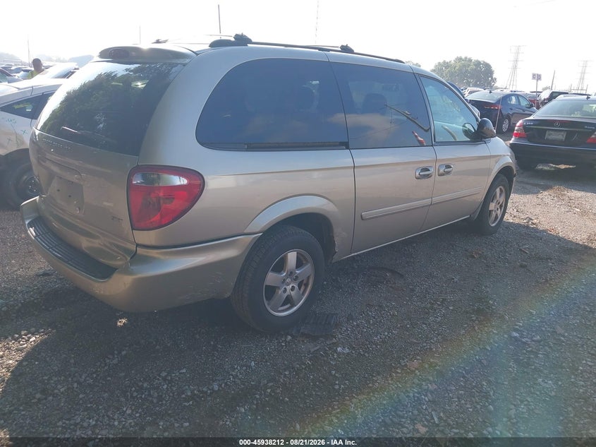 2005 DODGE GRAND CARAVAN auction photo 4