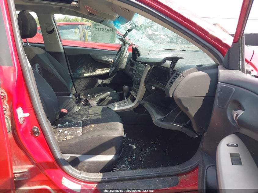 2010 TOYOTA COROLLA auction photo 5