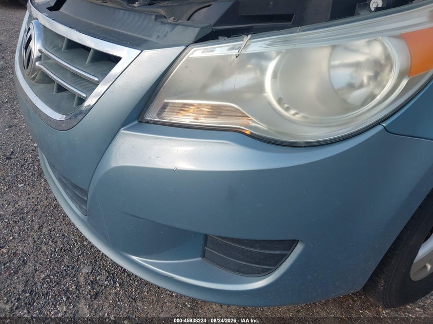 2010 VOLKSWAGEN ROUTAN auction photo 6