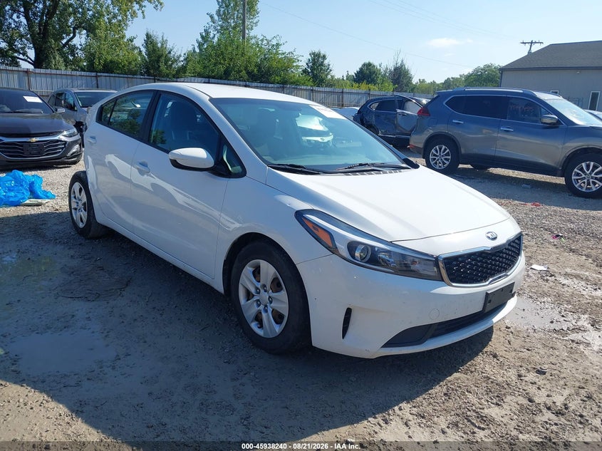 2017 KIA FORTE auction photo 1