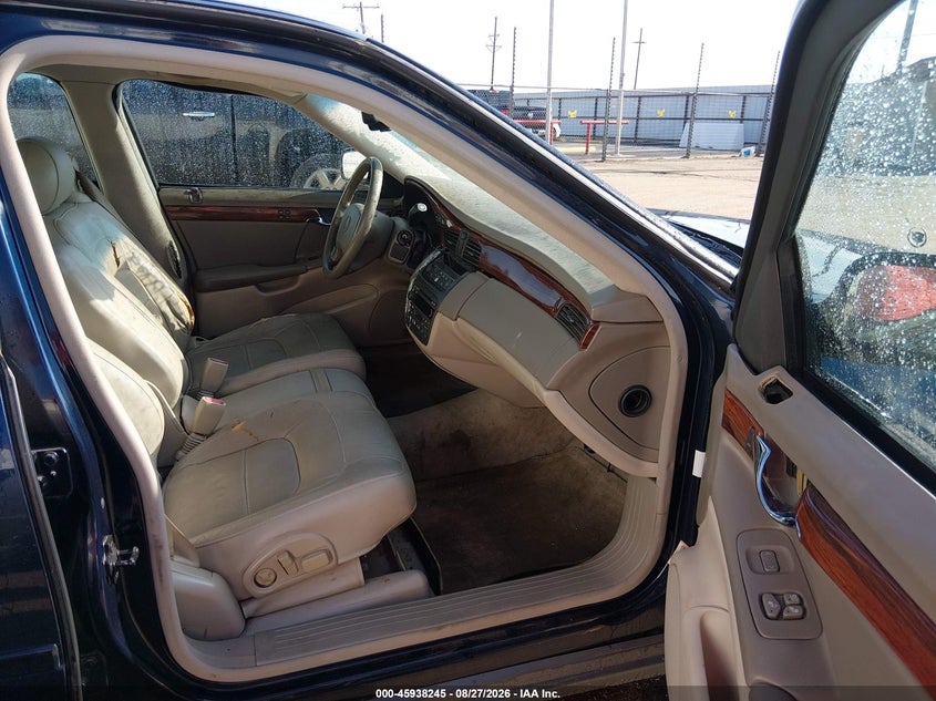 2004 CADILLAC DEVILLE auction photo 5