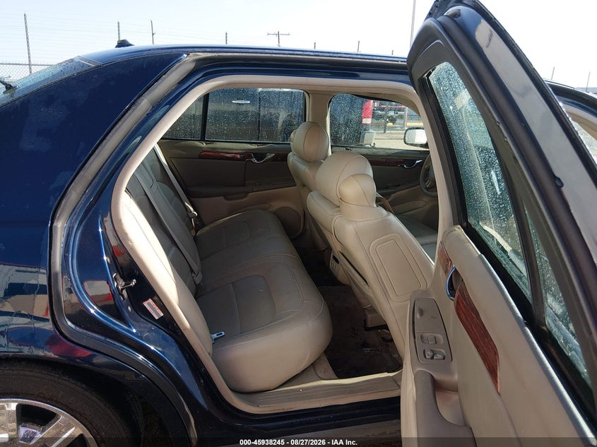 2004 CADILLAC DEVILLE auction photo 8