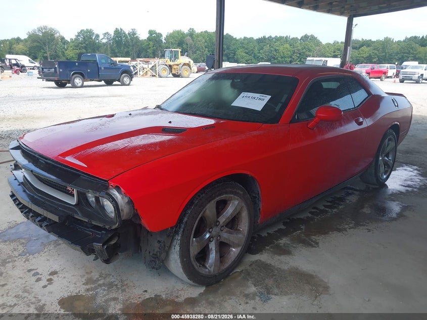 2013 Dodge Challenger, Normal Wear & Tear, IAAI, VIN 2C3CDYBT2DH725032 — photo 2