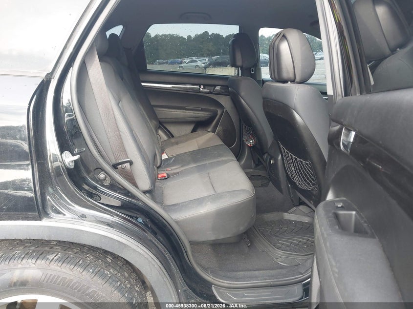 2013 KIA SORENTO auction photo 8