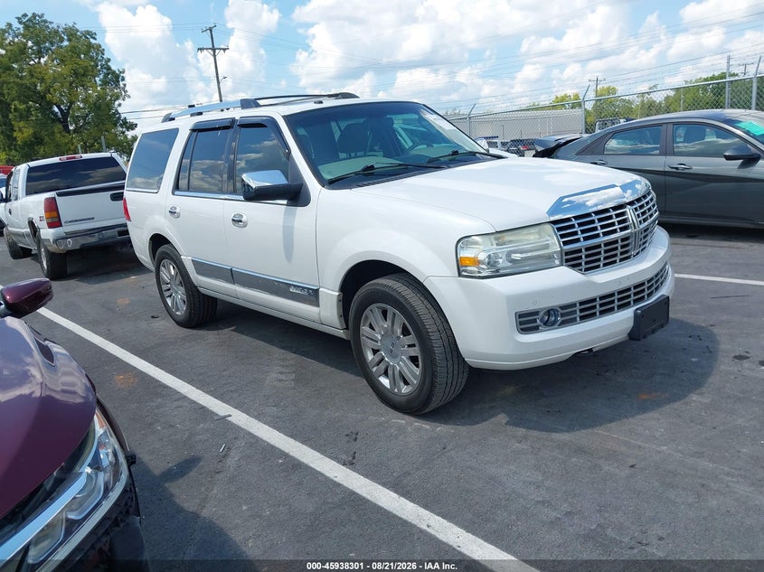 2011 LINCOLN NAVIGATOR auction photo 1