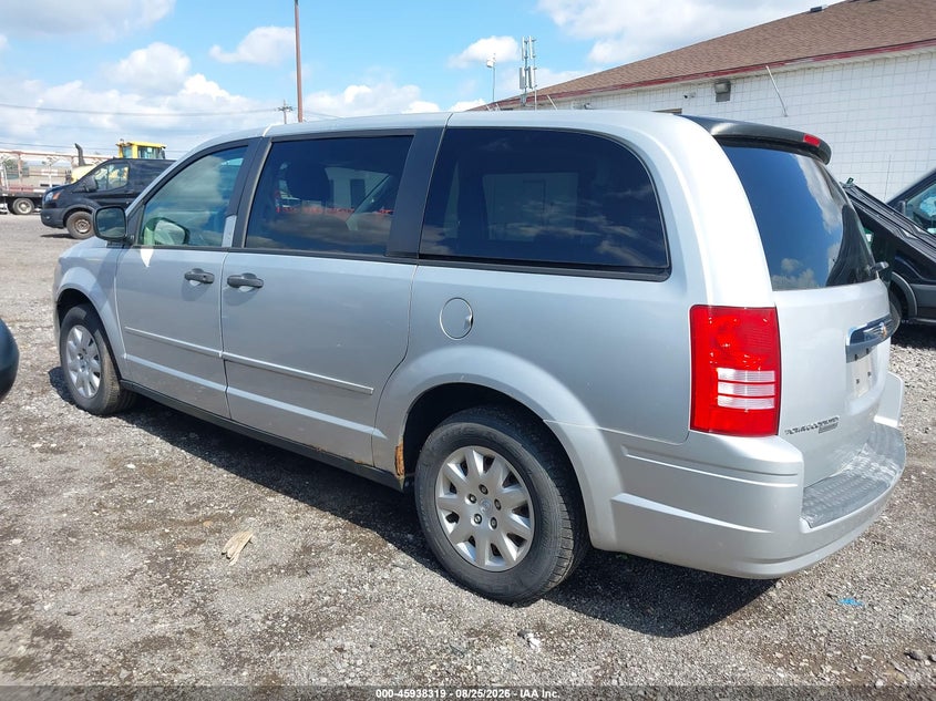 2008 CHRYSLER TOWN & COUNTRY auction photo 3