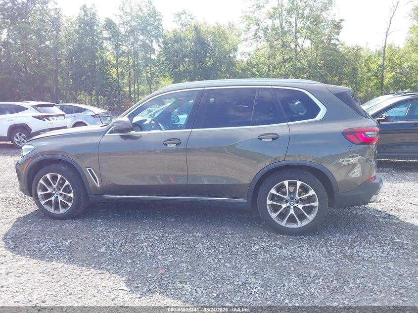 BMW X5 2021 VIN 5UXCR6C01M9F58802