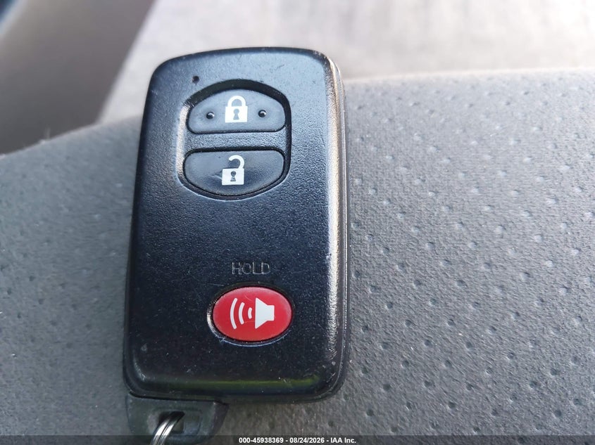 TOYOTA PRIUS - zdjęcie 11
