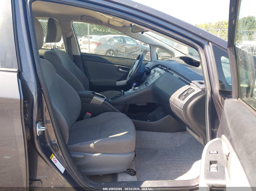 TOYOTA PRIUS - zdjęcie 5
