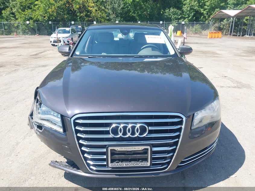 Фото 12 - AUDI A8