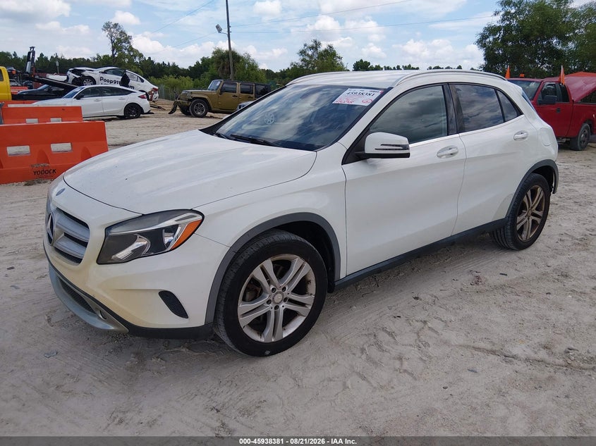 2016 MERCEDES-BENZ GLA 250 auction photo 2