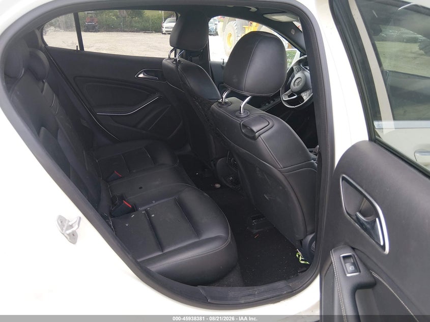 2016 MERCEDES-BENZ GLA 250 auction photo 8