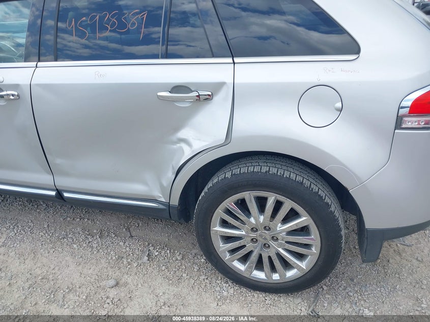 2011 LINCOLN MKX auction photo 6