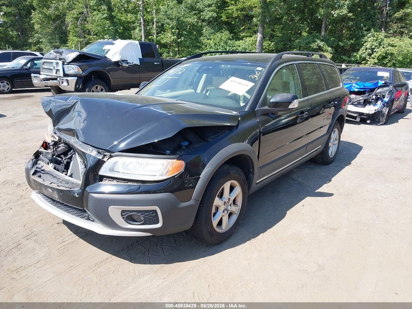 2012 VOLVO XC70 auction photo 2