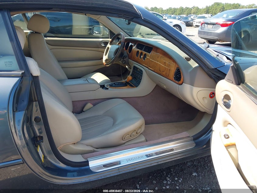 JAGUAR XK8 2001 VIN SAJDA42C71NA16511