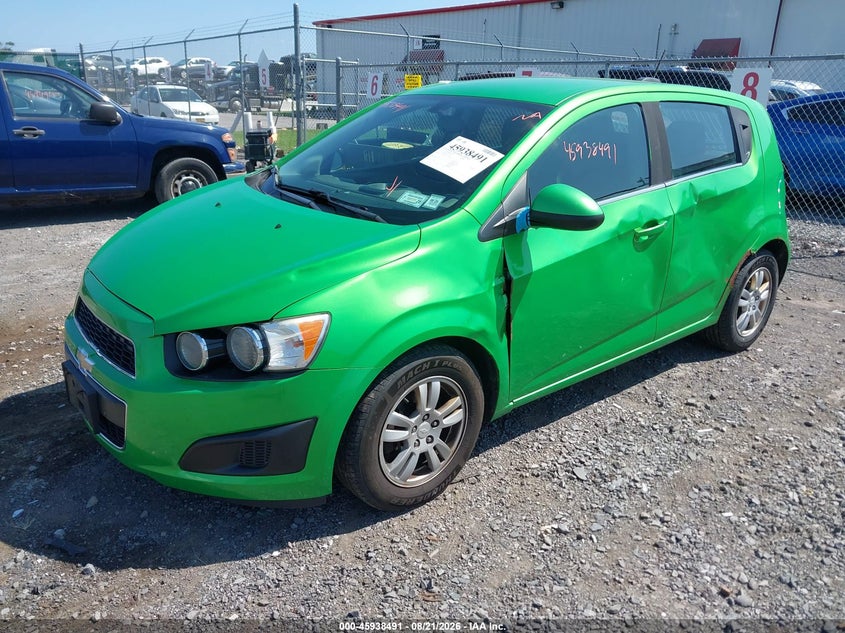 2015 Chevrolet Sonic, Normal Wear & Tear, IAAI, VIN 1G1JC6SH1F4160335 — photo 2