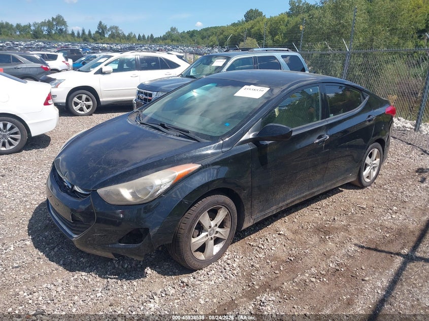 2013 HYUNDAI ELANTRA auction photo 2
