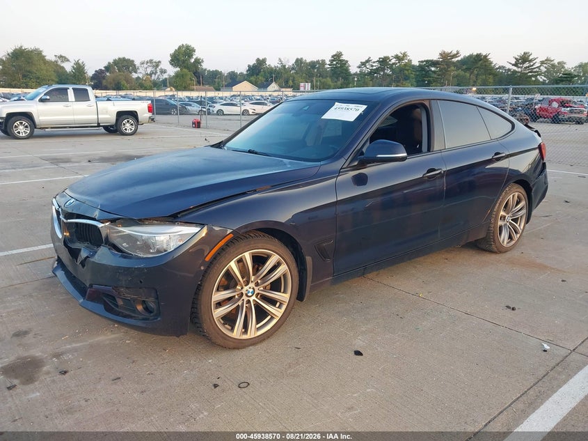 2016 BMW 3er, Удар сзади, IAAI, VIN WBA8Z5C56GG502183 — фото 2