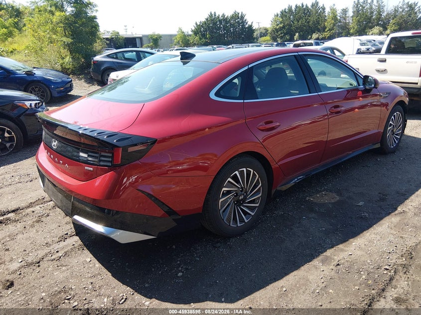 2025 HYUNDAI SONATA HYBRID auction photo 4