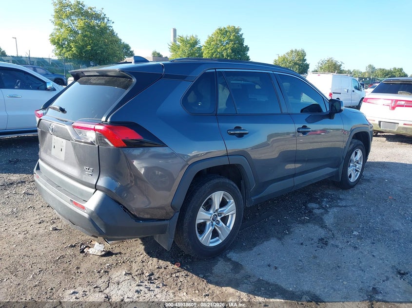 TOYOTA RAV4 - zdjęcie 4