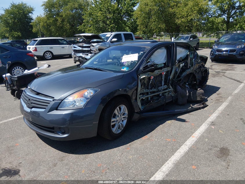 2008 Nissan Altima, Left Side, IAAI, VIN 1N4AL21E88N420904 — photo 2