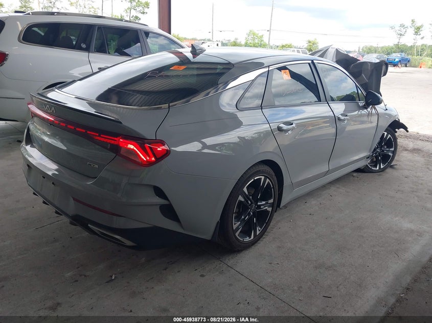 2023 KIA K5 auction photo 4