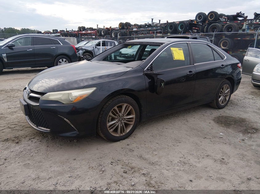 2017 Toyota Camry, Roof, IAAI, VIN 4T1BF1FKXHU696131 — photo 2