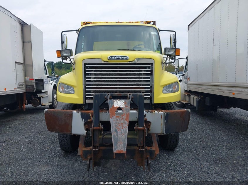 2011 OTHER FREIGHTLINER M2 106 HEAVY DUTY TRUCK N/A