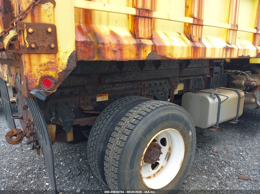 2011 OTHER FREIGHTLINER M2 106 HEAVY DUTY TRUCK N/A