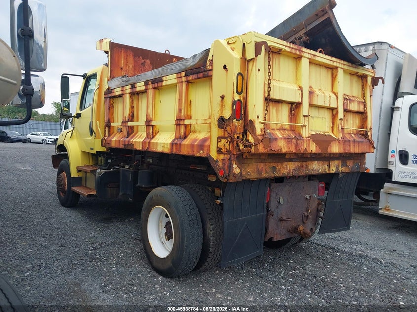2011 OTHER FREIGHTLINER M2 106 HEAVY DUTY TRUCK N/A