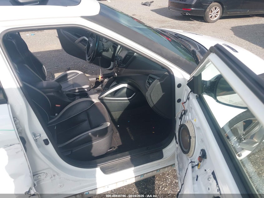2015 HYUNDAI VELOSTER — zdjęcie 5