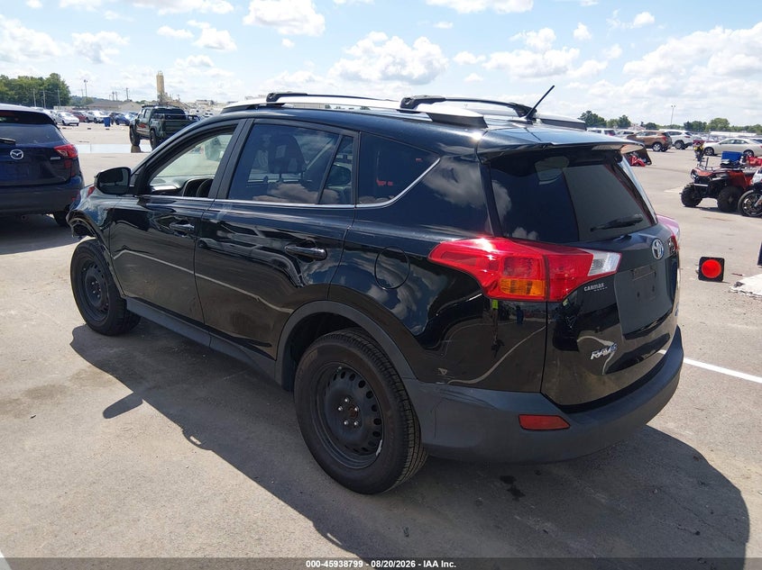 2015 Toyota RAV 4, Front End, IAAI, VIN 2T3BFREV3FW236873 — photo 2
