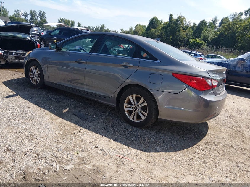 2013 HYUNDAI SONATA auction photo 3