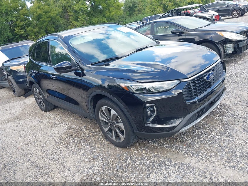 2023 FORD ESCAPE auction photo 1