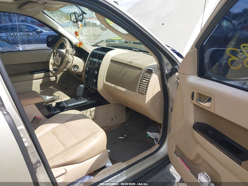 2011 FORD ESCAPE auction photo 5