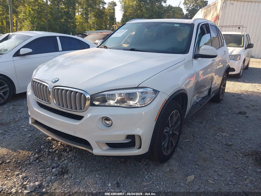 2018 BMW X5, Left Side, IAAI, VIN 5UXKR2C53J0Z21842 — photo 2