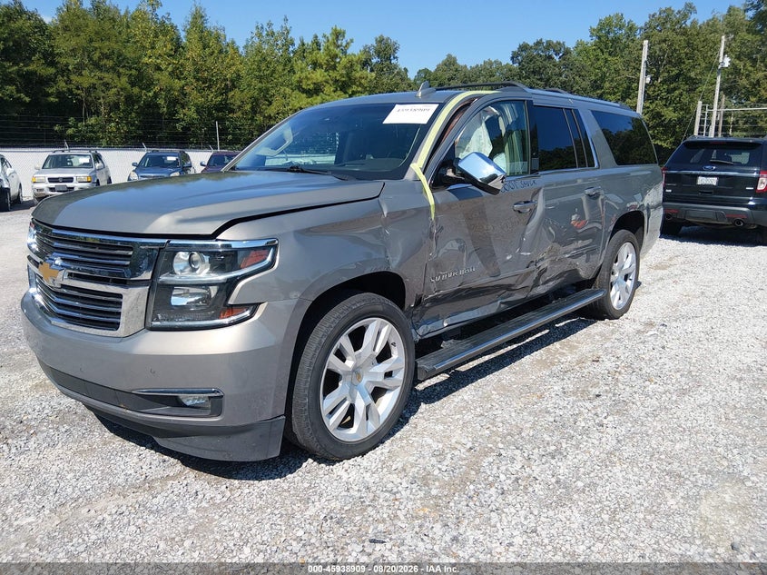2017 Chevrolet Suburban, Лівий бік, IAAI, VIN 1GNSKJKC4HR258990 — фото 2