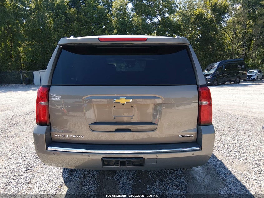 CHEVROLET SUBURBAN - zdjęcie 16
