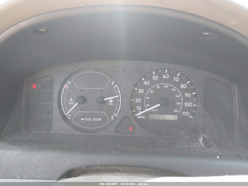 2002 TOYOTA COROLLA auction photo 7