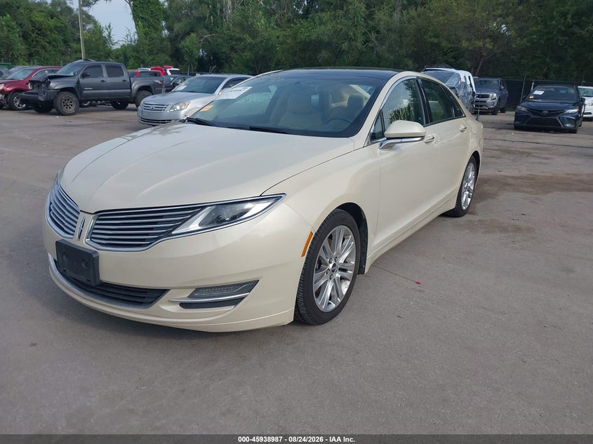 2014 Lincoln MKZ, Rear, IAAI, VIN 3LN6L2G91ER801928 — photo 2